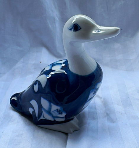 Porzellanfigur ente blau weiß - porzellanfigur,